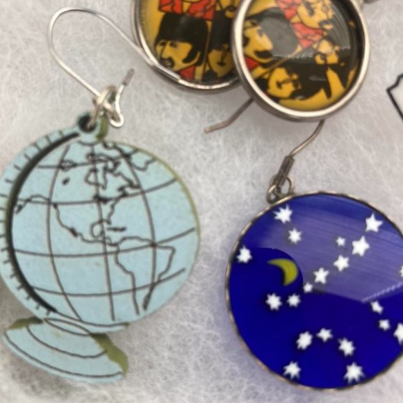 Assorted funky vintage earrings - Picture 4 of 4